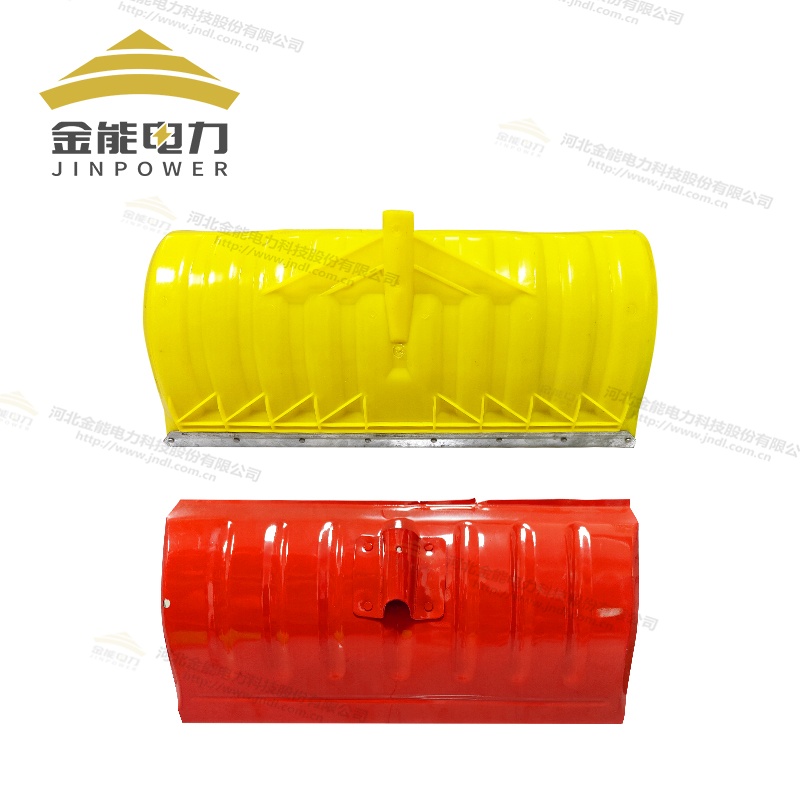 復合PE/鐵質(zhì)雙材質(zhì)推雪板加強筋設計